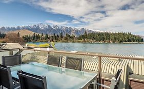 The Lodges 9 - Lake Front Views And Walk To Town